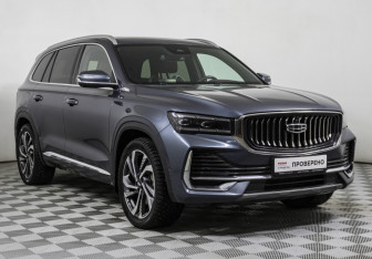 Подержанный автомобиль Geely Monjaro 2023 года (3 фото)