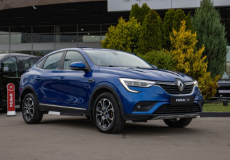 Подержанный автомобиль Renault Arkana 2021 года (2 фото)