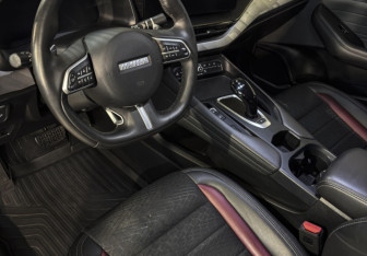 Подержанный автомобиль Haval F7x 2023 года (10 фото)