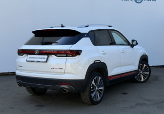 Подержанный автомобиль Changan CS35PLUS 2024 года (5 фото)