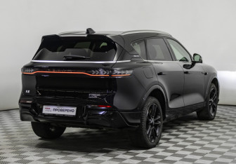 Подержанный автомобиль Voyah Free 2023 года (5 фото)