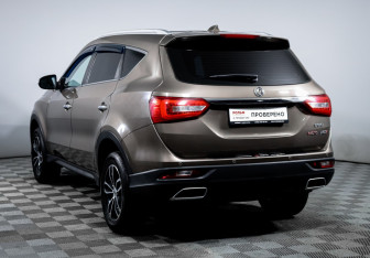 Подержанный автомобиль DongFeng 580 2021 года (7 фото)