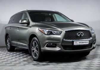 Подержанный автомобиль Infiniti QX60 2017 года (3 фото)