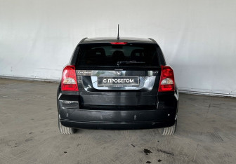 Подержанный автомобиль Dodge Caliber 2008 года (6 фото)
