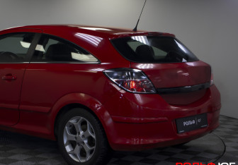 Подержанный автомобиль Opel Astra Hatchback 2008 года (18 фото)
