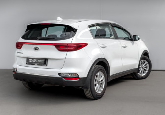 Подержанный автомобиль Kia Sportage 2019 года (5 фото)