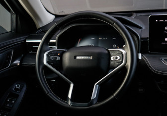 Подержанный автомобиль Haval Jolion 2023 года (13 фото)