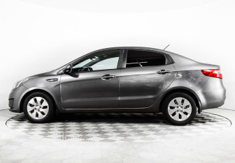 Подержанный автомобиль Kia Rio Sedan 2014 года (3 фото)