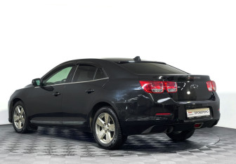 Подержанный автомобиль Chevrolet Malibu Sedan 2012 года (7 фото)