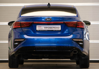 Подержанный автомобиль Kia Cerato Sedan 2021 года (5 фото)
