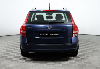 Подержанный автомобиль Kia Ceed Wagon 2012 года (6 фото)