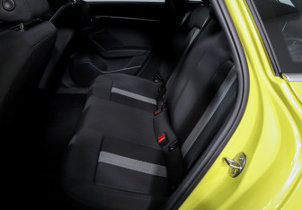 Подержанный автомобиль Audi A3 Sedan 2021 года (10 фото)