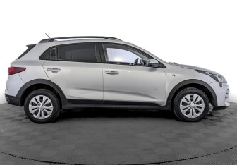 Подержанный автомобиль Kia Rio Hatchback 2021 года (4 фото)