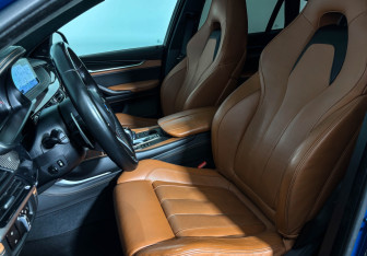 Подержанный автомобиль BMW X6 M 2016 года (17 фото)