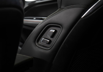 Подержанный автомобиль Geely Tugella 2022 года (25 фото)