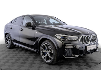 Подержанный автомобиль BMW X6 2021 года (3 фото)
