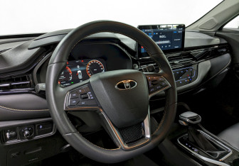 Подержанный автомобиль Москвич 3 2023 года (13 фото)