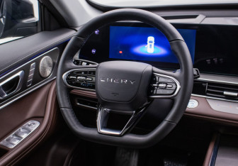 Подержанный автомобиль Chery Tiggo 8 Pro Plug-in Hybrid 2023 года (16 фото)