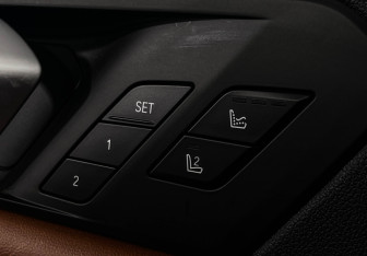 Подержанный автомобиль BMW X5 2018 года (17 фото)