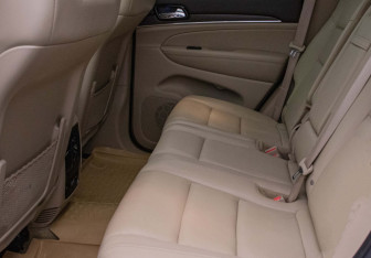 Подержанный автомобиль Jeep Grand Cherokee 2019 года (11 фото)