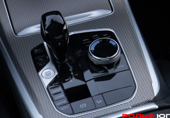 Подержанный автомобиль BMW X5 2021 года (16 фото)