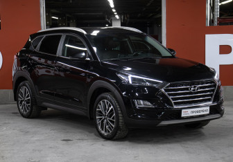 Подержанный автомобиль Hyundai Tucson 2020 года (3 фото)