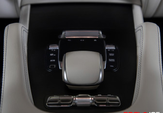 Подержанный автомобиль Mercedes-Benz GLE 2025 года (14 фото)