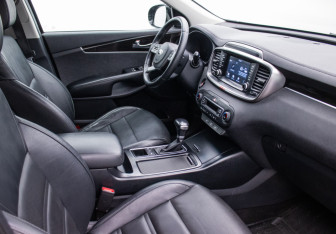 Подержанный автомобиль Kia Sorento 2019 года (10 фото)