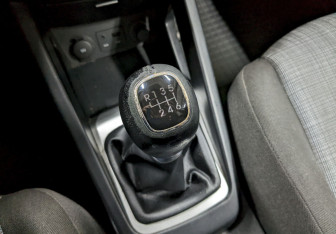 Подержанный автомобиль Kia Ceed Wagon 2011 года (28 фото)