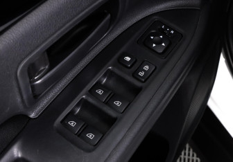 Подержанный автомобиль Mitsubishi Outlander 2019 года (10 фото)