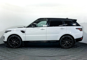 Подержанный автомобиль Land Rover Range Rover Sport 2018 года (8 фото)