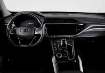 Подержанный автомобиль Geely Atlas Pro 2024 года (12 фото)