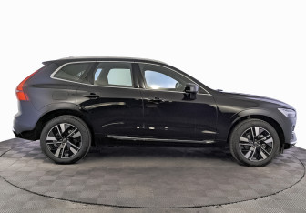 Новый Volvo XC60 2025 (4 фото)