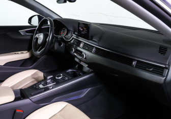 Подержанный автомобиль Audi A5 Liftback 2018 года (11 фото)