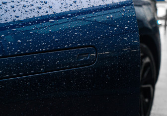 Подержанный автомобиль Zeekr 001 2023 года (33 фото)