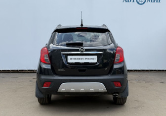 Подержанный автомобиль Opel Mokka 2013 года (6 фото)