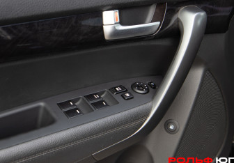 Подержанный автомобиль Kia Sorento 2019 года (14 фото)