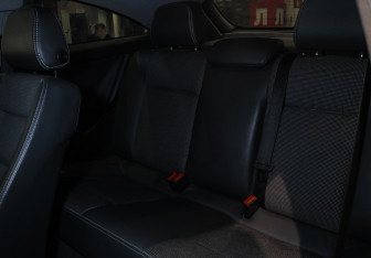 Подержанный автомобиль Opel Astra Hatchback 2008 года (8 фото)