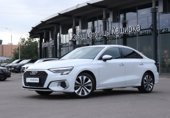 Подержанный автомобиль Audi A3 Sedan 2021 года (22 фото)