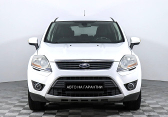 Подержанный автомобиль Ford Kuga 2012 года (2 фото)