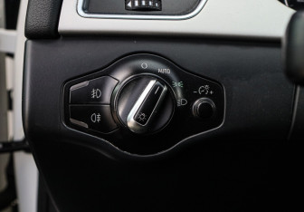 Подержанный автомобиль Audi A4 Sedan 2009 года (15 фото)