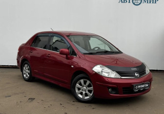 Подержанный автомобиль Nissan Tiida Sedan 2012 года (3 фото)
