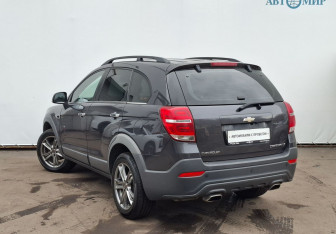 Подержанный автомобиль Chevrolet Captiva 2014 года (7 фото)