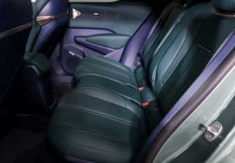 Подержанный автомобиль Zeekr X 2023 года (10 фото)