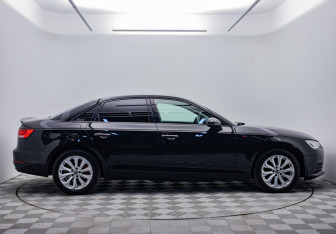 Подержанный автомобиль Audi A4 Sedan 2016 года (6 фото)