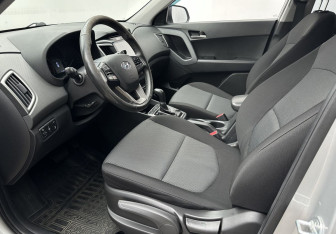 Подержанный автомобиль Hyundai Creta 2018 года (9 фото)
