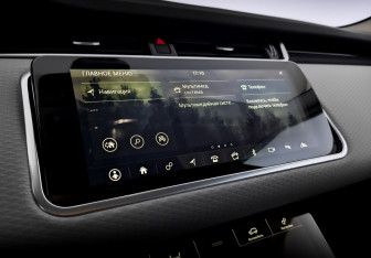 Подержанный автомобиль Land Rover Range Rover Evoque 2019 года (28 фото)