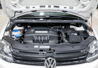 Подержанный автомобиль Volkswagen Golf Plus 2012 года (9 фото)