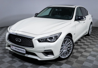 Подержанный автомобиль Infiniti Q50 2022 года (17 фото)