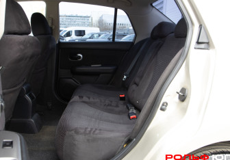 Подержанный автомобиль Nissan Tiida Sedan 2011 года (8 фото)
